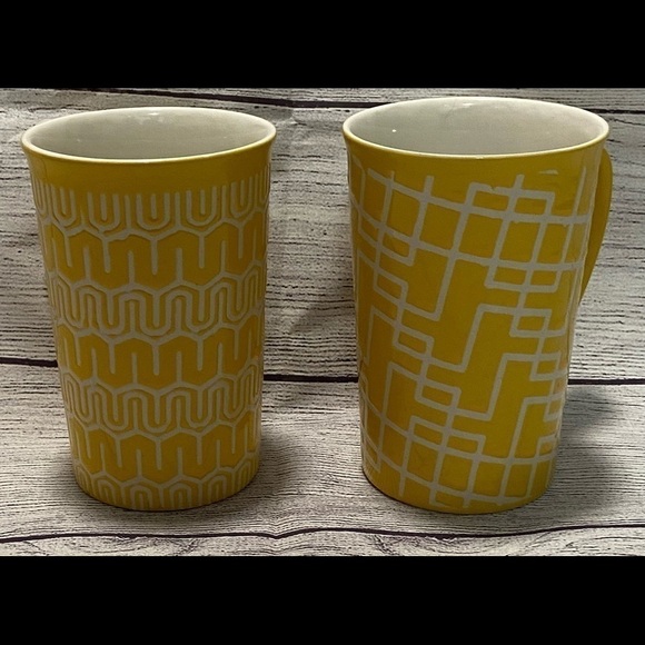 Tabletops Gallery Mason 2 Yellow Textured Mugs Retro Sunny Coffee Tea - Picture 1 of 12